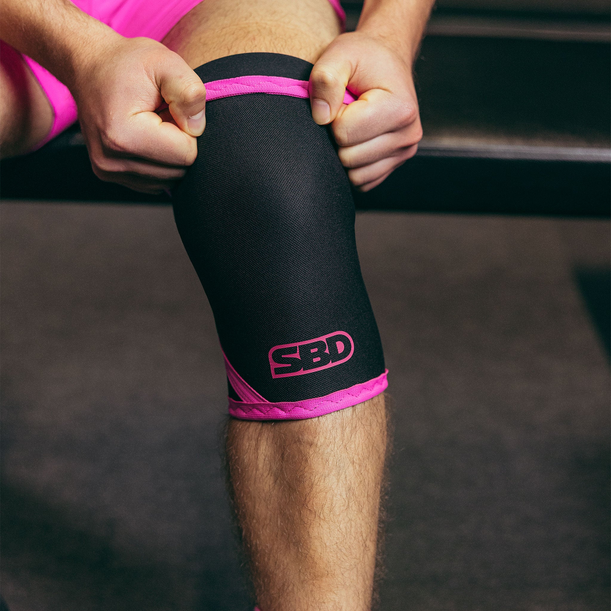 SBD Knee Sleeves 2XL ブラック/ピンク Nova Knee Sleeves – SBD Apparel Canada