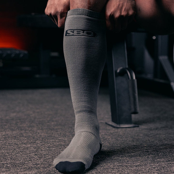 Forge Deadlift Socks - Grey