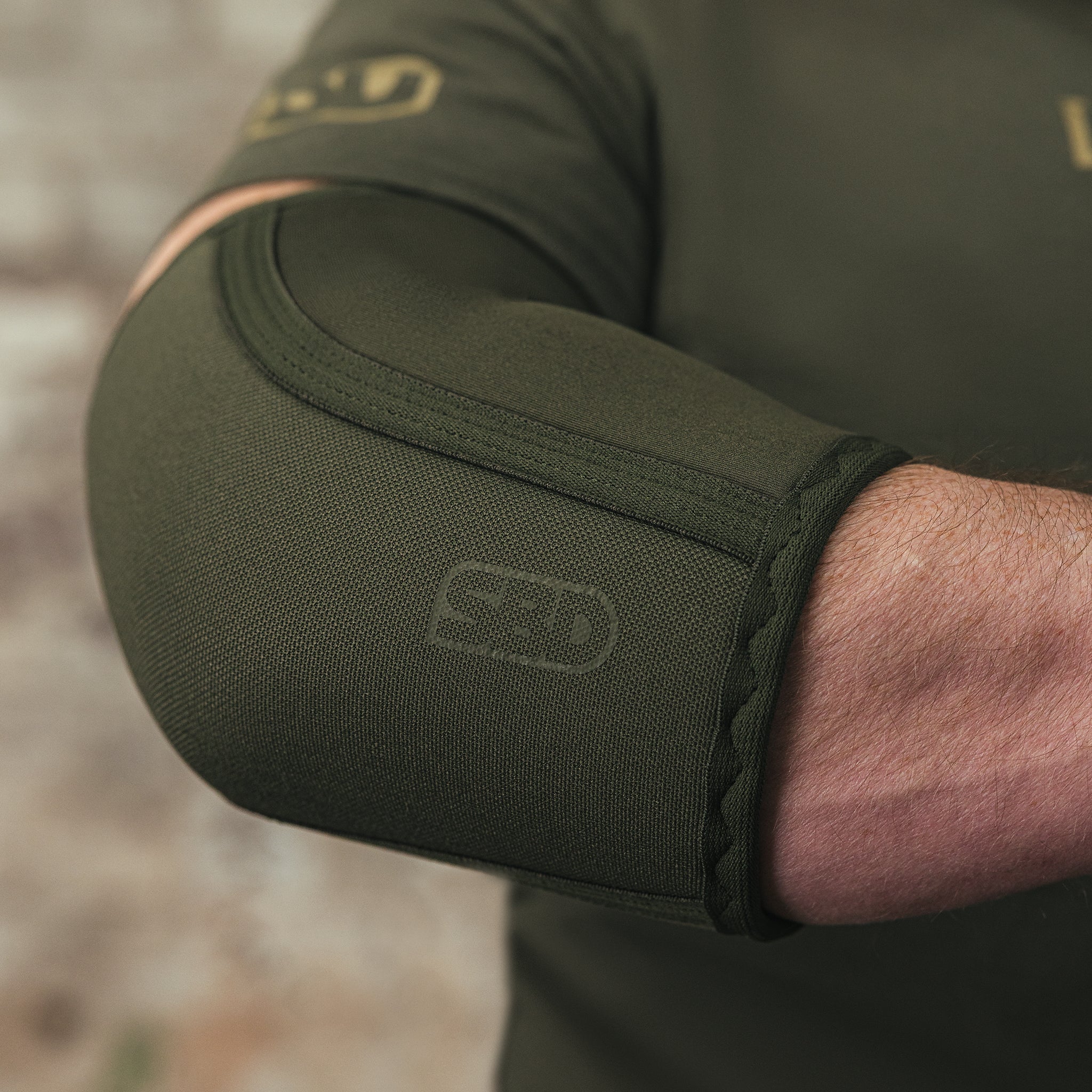 SBD Elbow Sleeves - Powerlifting and Strongman Elbow Sleeves – SBD