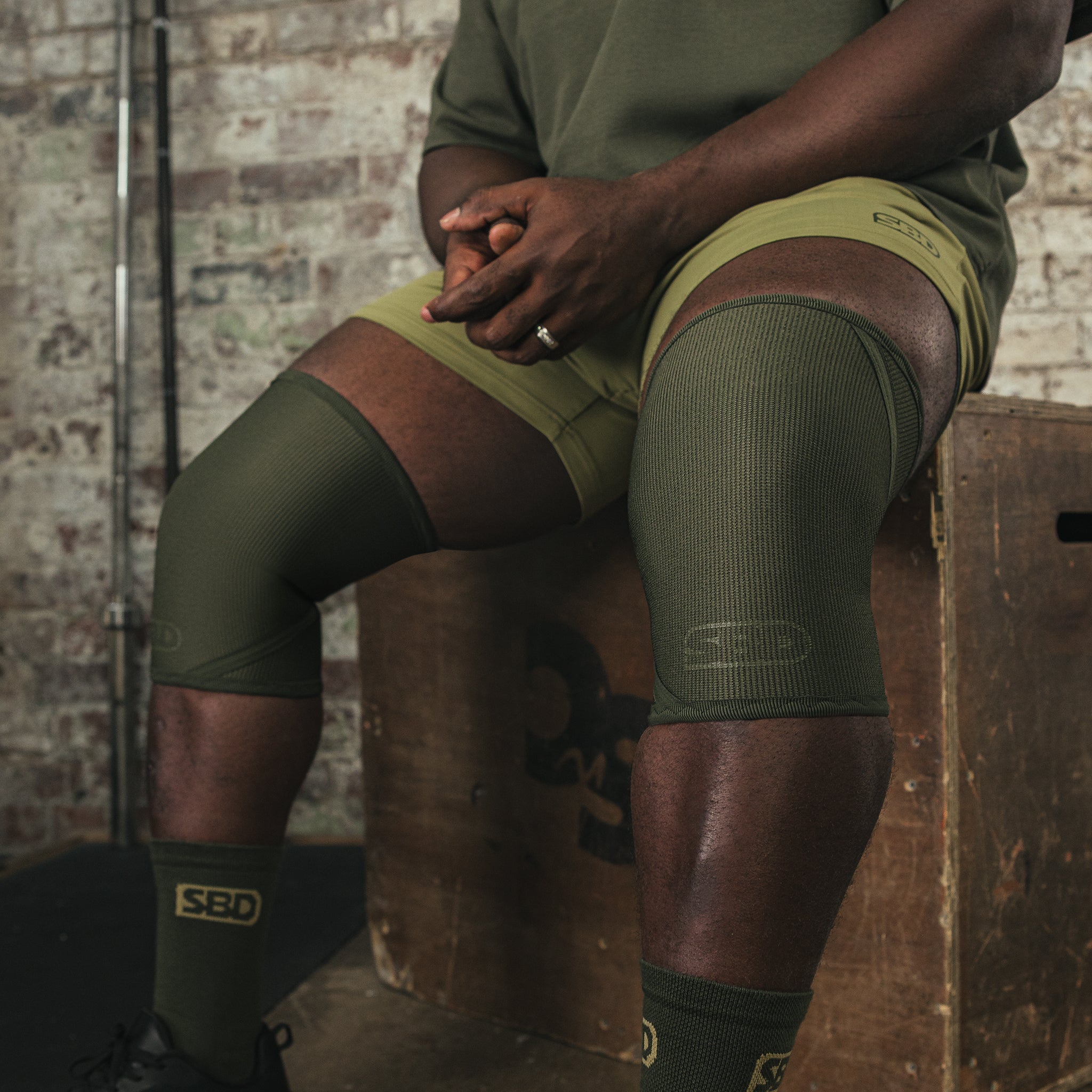 Resolve Powerlifting Knee Sleeves – SBD Apparel Canada